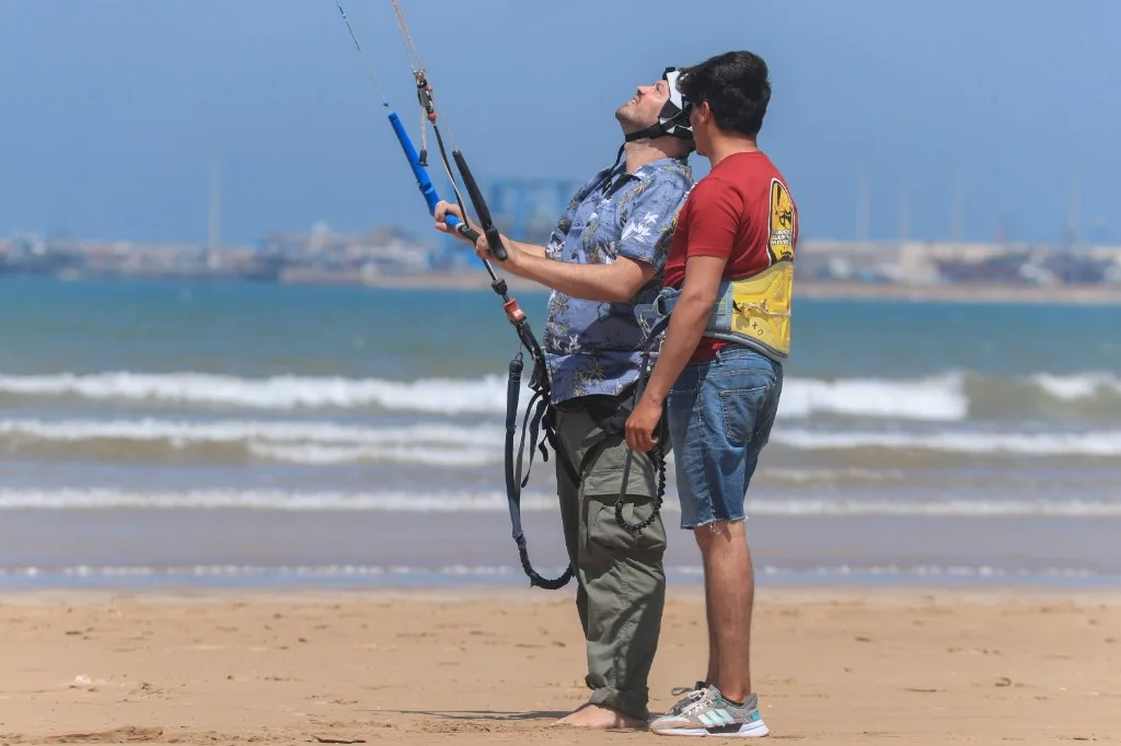 Kitesurf lesson Essaouira Morocco - wind and waves